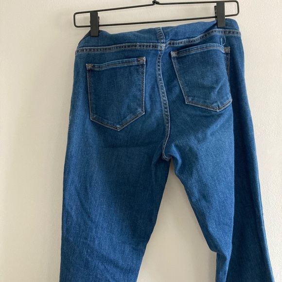 OLD NAVY | Distressed Straight Leg Maternity Jeans - Picture 3 of 3